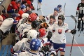 Slovenskí hokejbalisti sú na čele skupiny, ženy zdolali po dráme Američanky