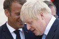 Bavorská whisky im asi zachutila: Johnson a Macron si rozumejú, usporiadajú spoločný summit