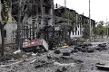 Vojnou zničená Ukrajina sa musí začať obnovovať čo najskôr, tvrdí Zelenskyj: Zo slov prezidenta mrazí