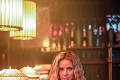 Nela Pocisková je v novom klipe sexy ako nikdy predtým: Vášnivé pohľady s týmto spevákom!