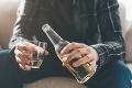 Vedci študovali účinky alkoholu: Výsledky sa vám nebudú páčiť! Budete sa diviť, komu škodí najviac