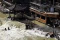 Prívalové povodne v Číne si vyžiadali najmenej 12 mŕtvych: Evakuovať museli tisíce