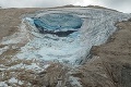 Ďalšie riziko len dva týždne po nešťastí: V ľadovci na vrchu Marmolada sa objavila nová puklina