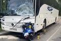 Motorka sa zrazila s autobusom: Nehoda si vyžiadala život regionálneho šéfa († 41) J&T Banky