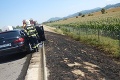 Na diaľnici D1 horelo osobné auto: Pohľad na zničené auto naháňa strach