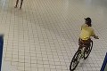 Neznesiteľná ľahkosť krádeže: Dievčina za bicykel neplatila, jej štýl vás ohúri