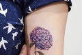 Brunetka chcela krásne tetovanie kvetov: Otrasné, čo jej umelec zvečnil na ruke!
