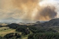 Situácia v Českom Švajčiarsku je kritická: Požiar nie je pod kontrolou, rozšíril sa na tisíc hektárov