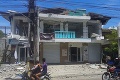 Krajinou otriaslo mohutné zemetrasenie: Počet obetí sa znova zvýšil