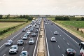 Obrovský nápor dovolenkárov: V krajine EÚ dosiahli zápchy na diaľniciach stovky kilometrov