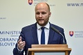 Minister obrany Naď špekuluje nad odchodom z politiky: Má toho plné zuby!