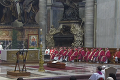 Posledná rozlúčka so zosnulým Tomkom († 98): Kardinálovi prišiel dať zbohom i pápež František