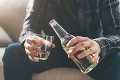 Bizarná celoštátna súťaž na popularizáciu alkoholu: Krajina podporuje občanov, aby viac pili!
