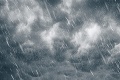Počasie sa znovu vybúri: Slováci, pozor! Kde platí výstraha prvého stupňa pred búrkami?