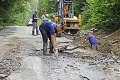 Povodeň v obci Drienica narobila škody: Vytrhalo aj časti asfaltu! Nešťastné slová zástupcu starostu