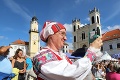 Na Slovenský deň kroja prišli stovky folkloristov, máme byť na čo hrdí! Pozrite na tú nádheru