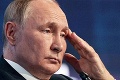 Proti Putinovi sa obrátili desiatky politikov: Spísali petíciu za odstúpenie, riskujú väzenie