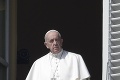 Šokujúce správy! Pápež František sa nezúčastní pohrebu Alžbety II.(† 96): Môže za to zdravotný stav?