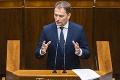 Matovič rečnil vyše dvoch hodín o chybách bývalého koaličného partnera: Hlasovanie o odvolávaní museli posunúť