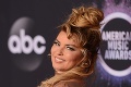 Speváčka Shania Twain sa pikantne vyjadrila o svojom mladom kolegovi: To je ale dračica!