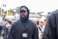 Kanye West vydesil fanúšikov na módnej prehliadke: Takto zle ešte nikdy nevyzeral!