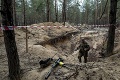 Horor na oslobodených územiach: V Charkovskej oblasti exhumovali obrovské množstvo tiel