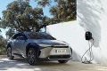 Elektromobily Toyota sú zásobníkmi elektriny. Nový patent zabráni výpadku prúdu