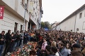 Pochod za Matúša († 23) a Juraja († 27): Námestie SNP v Bratislave zaplnili tisíce ľudí