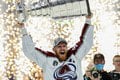 Obrovská strata pre Colorado: Úradujúci šampión NHL prišiel na tri mesiace svojho kapitána!