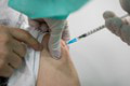 Úrad verejného zdravotníctva o očkovaní proti chrípke: Týmto skupinám ho odporúča