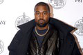 Z miliardára je už len milionár: Kanye West doplatil na svoje antisemitské komentáre