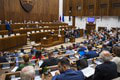 Odstavený parlament: Naozaj išlo o hackerský útok? Odborníci o tom, čo sa mohlo stať