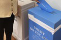 Štátna volebná komisia potvrdila výsledky volieb do VÚC: Kde zostali rovnakí šéfovia kraja?