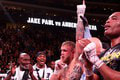 Jake Paul hlási ďalší triumf: Legendu UFC posadil na zadok!