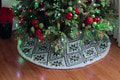 Vianoce už pomaly klopú na dvere: Vďaka jednoduchému triku bude váš stromček dokonalý