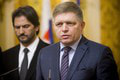 Politici reagujú na rozhodnutie o Ficovi a Kaliňákovi: Generálna prokuratúra im kryje chrbát!