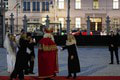 Čaputová rozsvietila vianočný stromček pred Prezidentským palácom: Krásne, kto jej robil spoločnosť