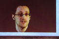 Edward Snowden dostal ruský pas, zložil prísahu vernosti Rusku