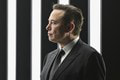 Elon Musk už nie je najbohatším človekom na svete: Kto superboháča predbehol?!