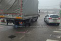 Začiatok roka v znamení nehôd: V Bratislave došlo ku zrážke nákladného vozidla s osobným autom!