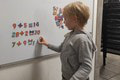 Päťročný Vilko ohromuje svojím intelektom: Cestou do škôlky rieši tretiacke príklady!