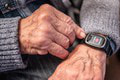 Zariadenie, ktoré vám môže zachrániť život: Bratislavčanov zaujali monitorovacie náramkové hodinky! Ako fungujú?