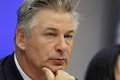 Alec Baldwin má problém: Obvinenie za smrť kameramanky na pľaci