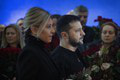 Obete tragického pádu vrtuľníka si uctil aj Zelenskyj: Pohrebu sa zúčastnil spolu s manželkou