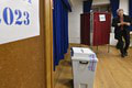 V druhý deň českých prezidentských volieb je účasť vyššia: K urnám prišlo už takmer 60 percent voličov