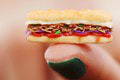 Nebudete veriť vlastným očiam: Toto je najmenší Subway sendvič na svete! Detaily, ktoré vás ohromia