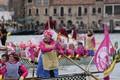 Pompézny karneval v Benátkach odštartoval vo veľkom štýle: Foto hovoria za všetko!