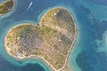 Srdce, ktoré si môžete kúpiť: Celebritami milovaný Ostrov lásky v prímorskom raji je na predaj!