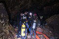Zomrel kapitán († 17) futbalistov, ktorých v roku 2018 zachránili zo zatopenej jaskyne: Zvláštne okolnosti smrti
