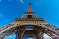 Paríž opätovne vyjadrí solidaritu Ukrajine: Eiffelova veža sa sfarbí do žltej a modrej